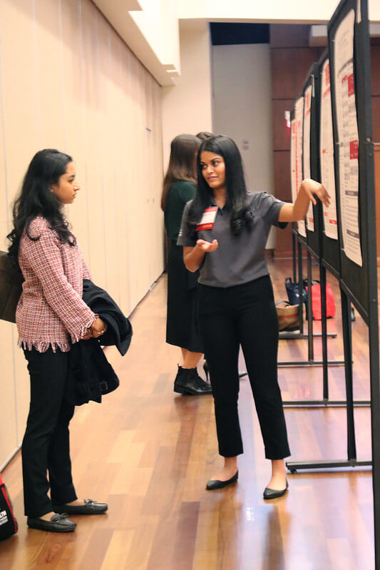 University of Houston/MD Anderson Cancer Center (UHAND) program undergraduate mentee Shreya Desai presenting her research during the student poster session.